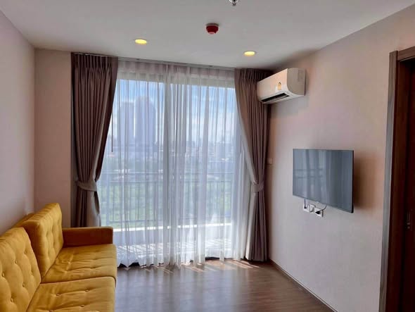 bedroom and room interior of Artisan Ratchada