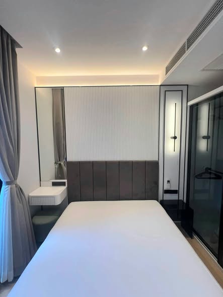 bedroom and room interior of ASHTON Asoke – Rama 9