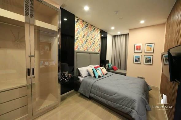 bedroom of Ashton Asoke
