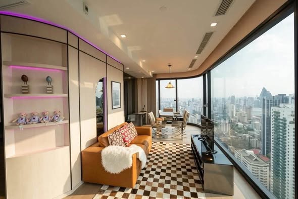 living room and bedroom of Ashton Asoke