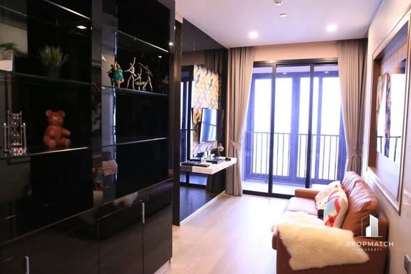 living room and bedroom and room interior of Ashton Asoke