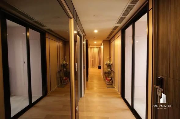 room interior of Ashton Asoke