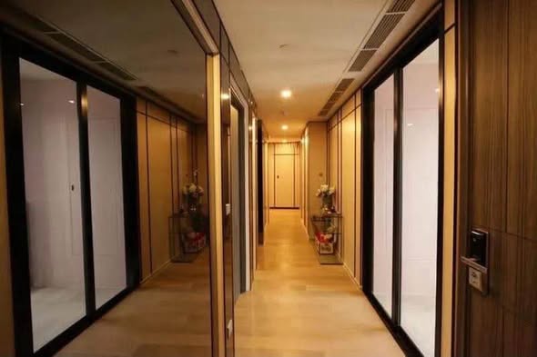room interior of Ashton Asoke