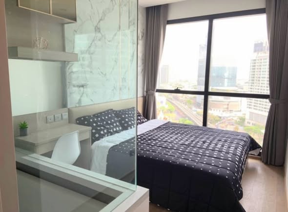 bedroom of Ashton Chula-Silom