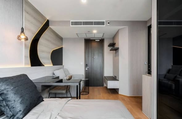 bedroom of Ashton Chula-Silom