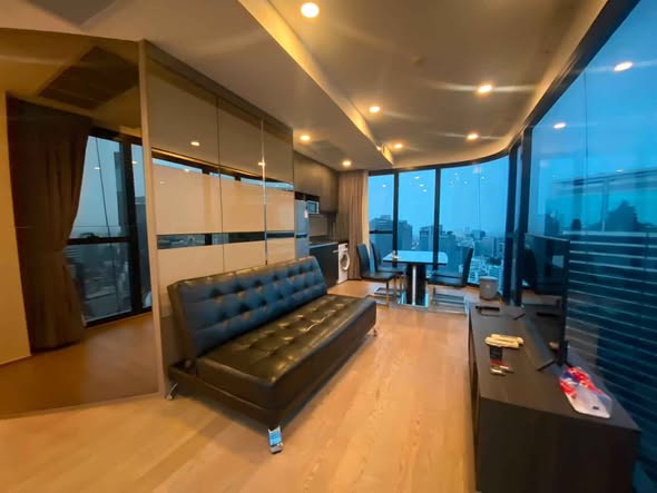 bedroom and living room and room interior of Ashton Chula-Silom
