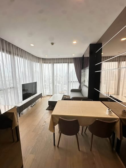 living room and room interior of Ashton Chula-Silom