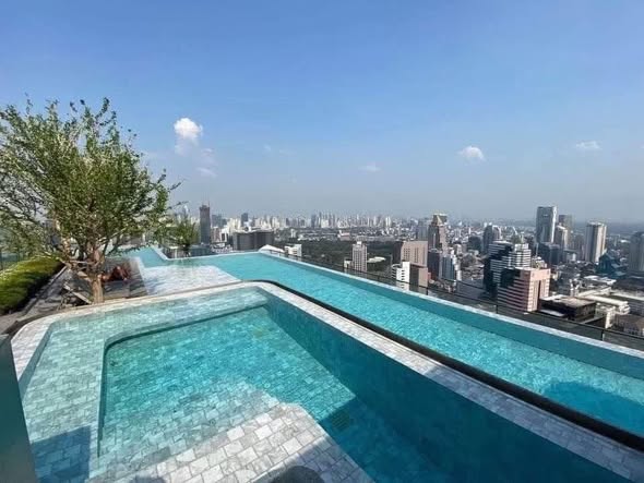 pool of Ashton Chula-Silom