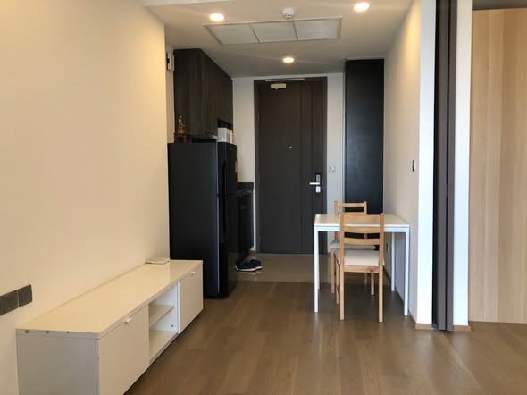room interior of Ashton Chula-Silom
