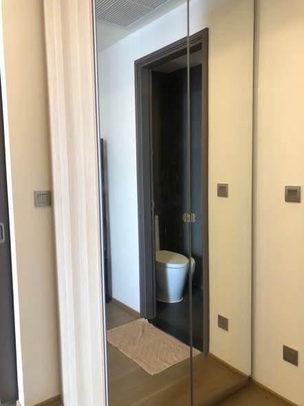 room interior of Ashton Chula-Silom