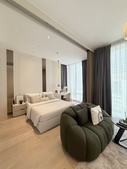 bedroom and living room of Ashton Silom