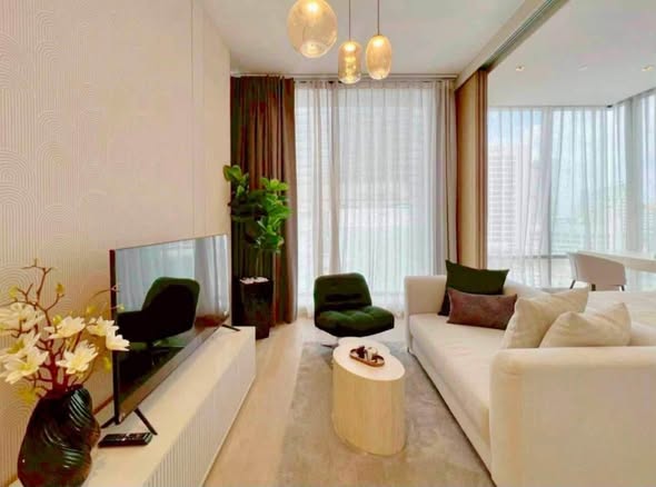 living room of Ashton Silom