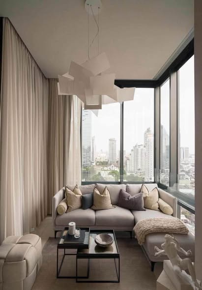 living room of Ashton Silom