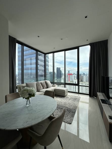 living room of Ashton Silom