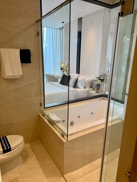room interior and bathroom of Ashton Silom