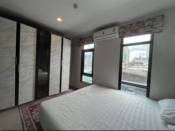 bedroom and room interior of Aspire Asoke-Ratchada