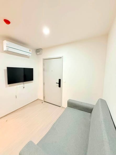 bedroom and room interior of Aspire Asoke-Ratchada