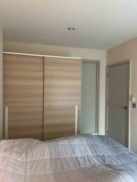 bedroom and room interior of Aspire Erawan Prime