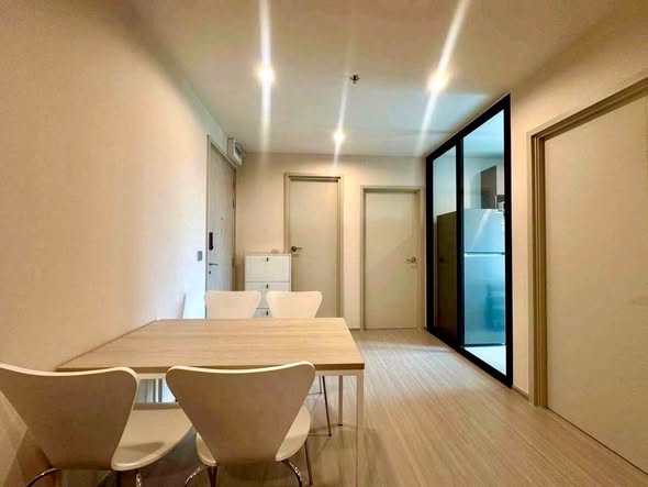 room interior of แอสปาย เอราวัณ ไพร์ม Aspire Erawan Prime