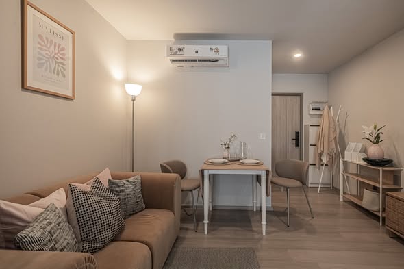living room of Aspire Onnut Station