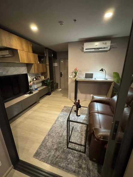living room of Aspire Onnut Station
