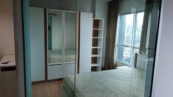 bedroom of Aspire Rama 4