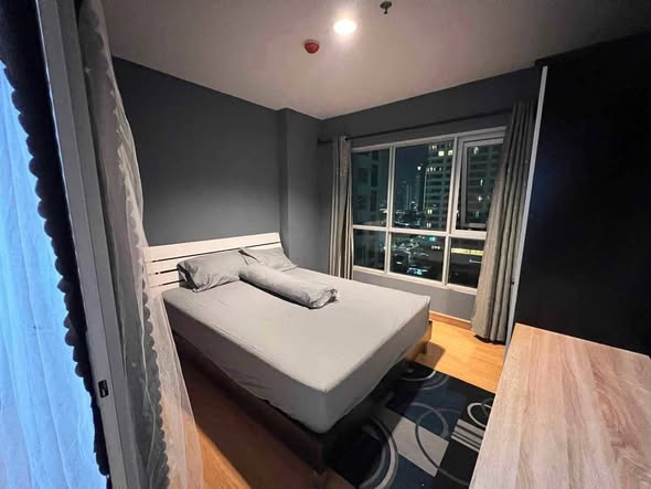 bedroom of Aspire Rama 4