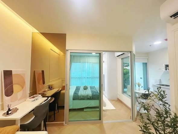 bedroom and room interior of Aspire Rama 4