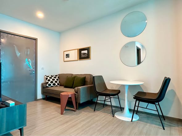 living room and room interior of Aspire Ratchayothin