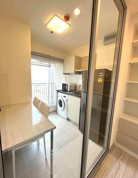 room interior of Aspire Rattanathibet 2