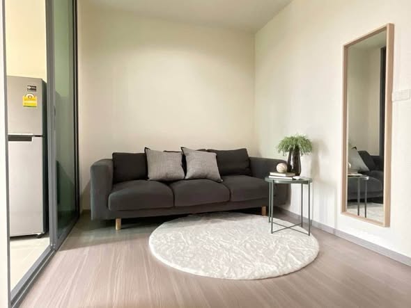 living room and room interior of Aspire Sathorn-Ratchaphruek