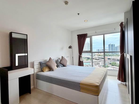 bedroom of Aspire Sukhumvit 48