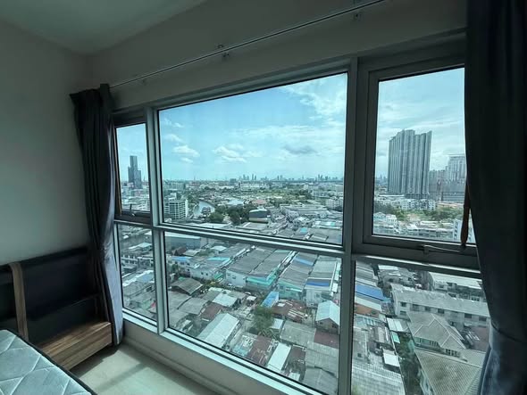 bedroom of Aspire Sukhumvit 48