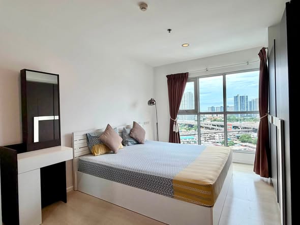 bedroom of Aspire Sukhumvit 48