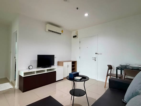 bedroom of Aspire Sukhumvit 48