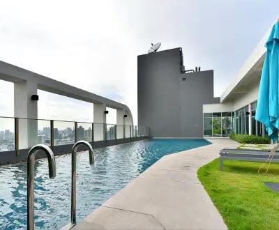 pool of Aspire Sukhumvit 48