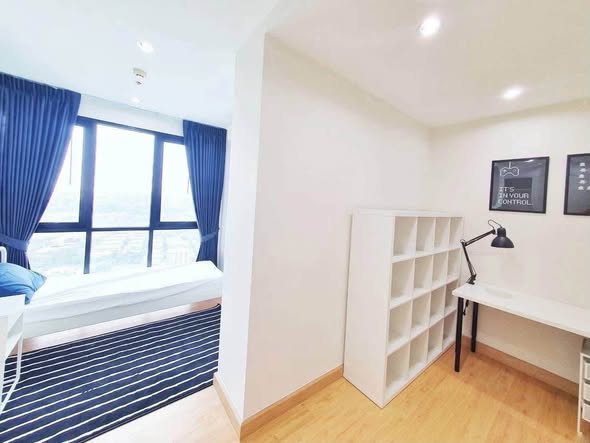 bedroom of Astro
