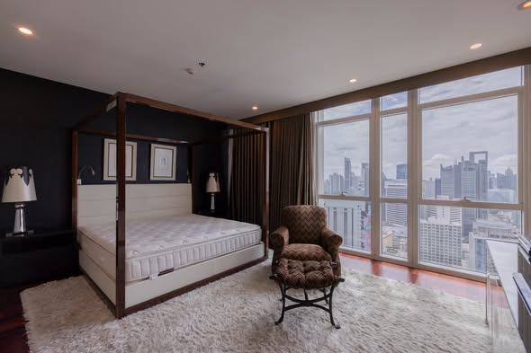 bedroom of Athenee Residence