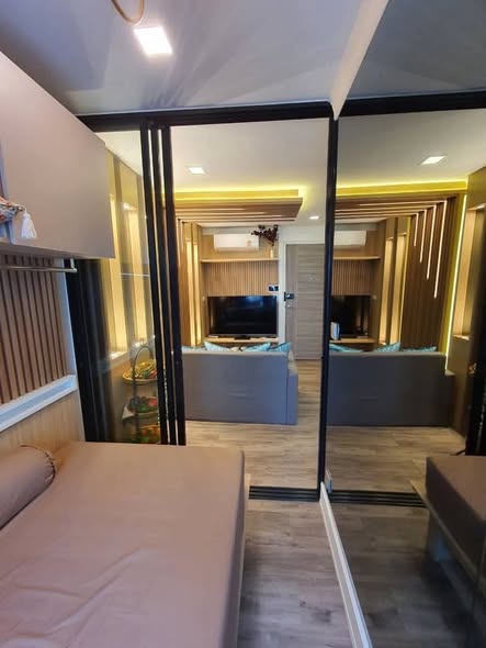 bedroom of Atmoz รัชดา-ห้วยขวาง คอนโด