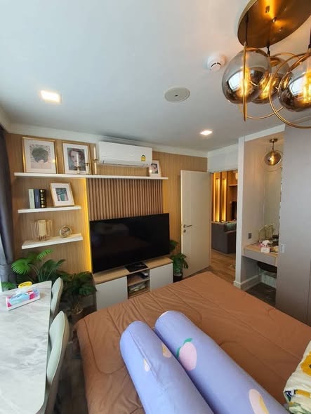 bedroom of Atmoz รัชดา-ห้วยขวาง คอนโด