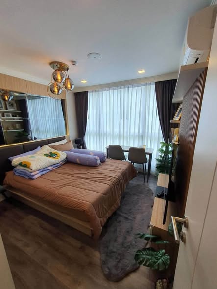 bedroom of Atmoz รัชดา-ห้วยขวาง คอนโด