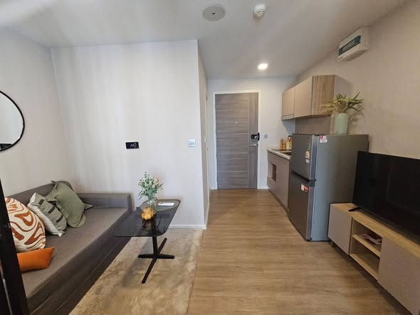 living room of Atmoz รัชดา-ห้วยขวาง คอนโด