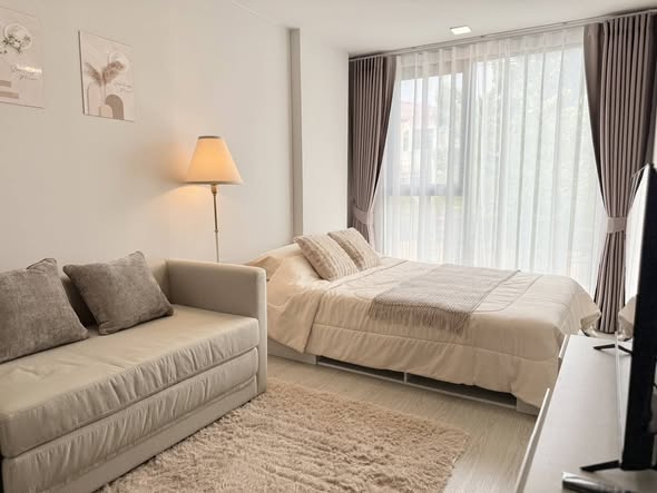 living room and bedroom of Atmoz Oasis Onnut