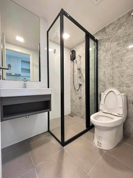bathroom of Atmoz Tropicana Bangna