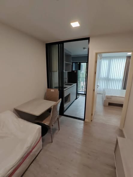 bedroom and room interior of Atmoz Tropicana Bangna