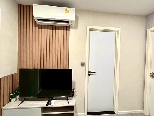 bedroom and room interior of Atmoz Tropicana Bangna