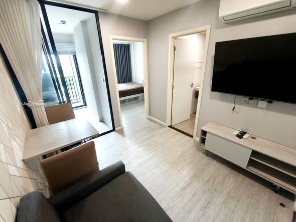 bedroom and room interior of Atmoz Tropicana Bangna