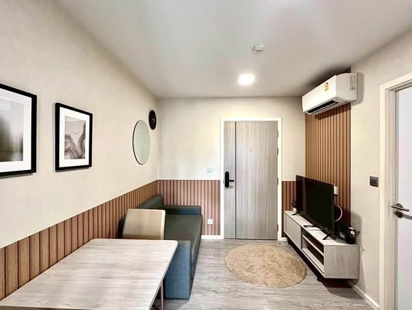 living room and room interior of Atmoz Tropicana Bangna