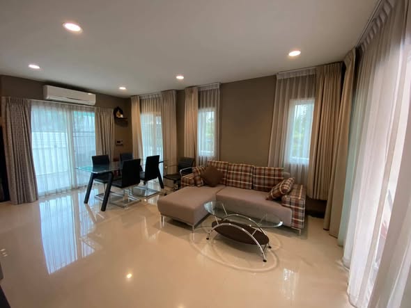 living room of Baan Klang Muang Rama 9