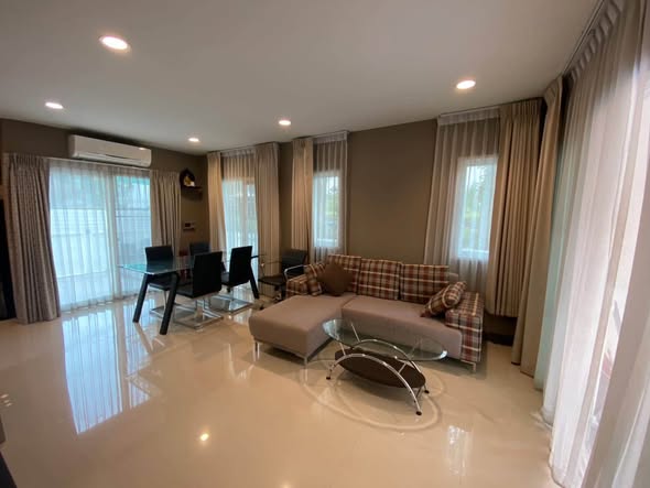 living room of Baan Klang Muang Rama 9